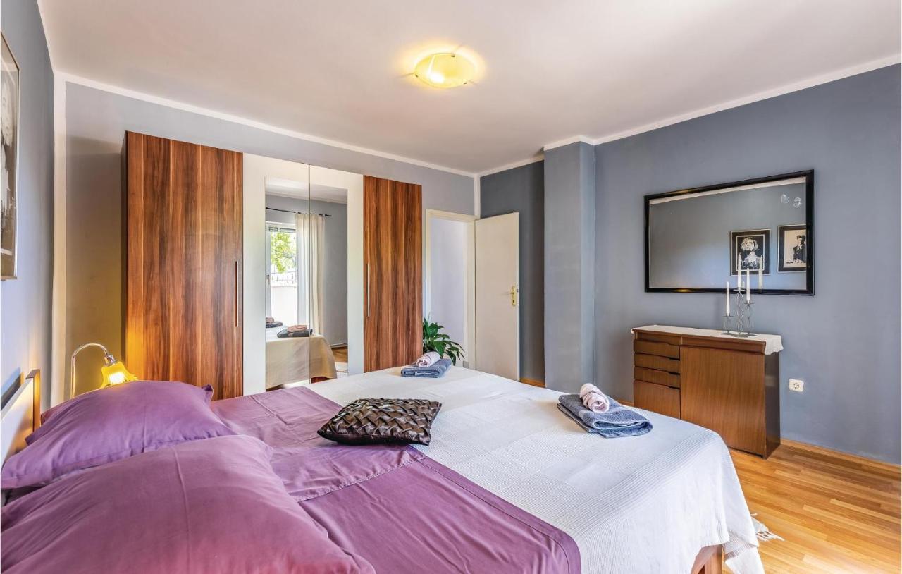 Gorgeous Apartment In Pula With Kitchen Zewnętrze zdjęcie