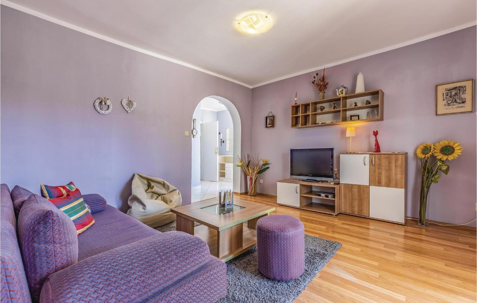 Gorgeous Apartment In Pula With Kitchen Zewnętrze zdjęcie